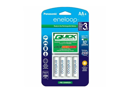 Panasonic eneloop Quick Charger with 4 AA by Panasonic